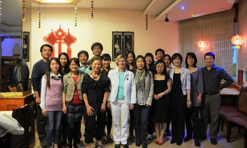 20110419纽伦堡-埃尔兰根孔子学院举行小语种学员德语培训欢送会图1