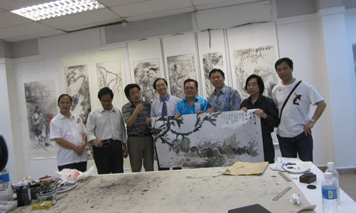 20140430马来西亚马来亚大学孔子汉语学院协办中马建交40周年美术交流展图2