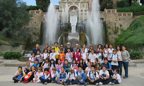 20120929-1002“中华文化小大使国际交流使团”访问罗马大学孔子学院图1