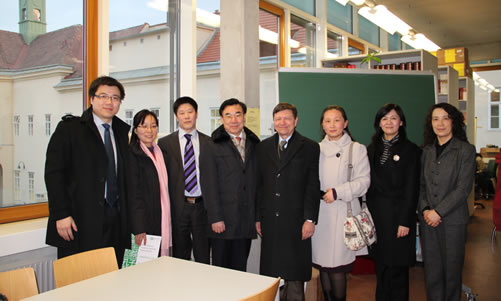 20110310维也纳大学孔子学院接待中国外文局代表团访问图2