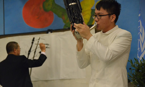 20140429维也纳大学孔子学院联合举办2014年维也纳联合国少儿书法绘画优秀作品展图2