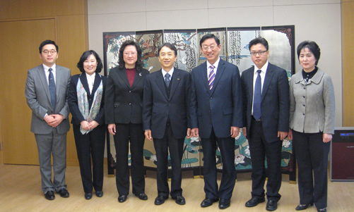 110331-0410杨学义书记率团出访俄罗斯韩国5代表团访问韩国又松大学