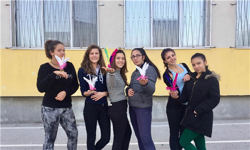 图1:毽球体验活动_副本