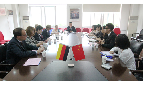 20150927德国慕尼黑孔子学院组织德国巴伐利亚州文教部代表团访华图1