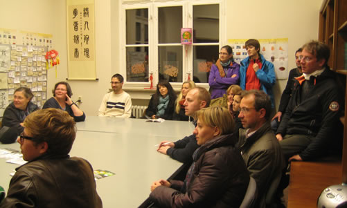 20111022纽伦堡-埃尔兰根孔子学院参加纽伦堡市“科学长夜”科普活动图1