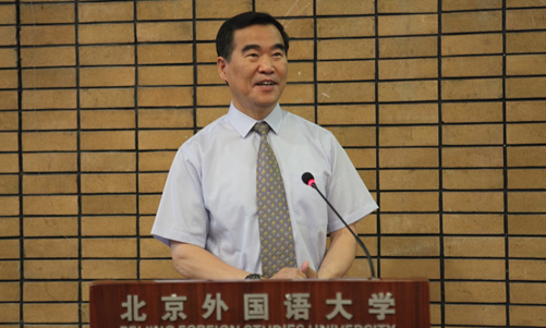 20150612意大利罗马国立住读学校孔子课堂夏令营结业仪式在我校举行图1