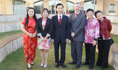 20130207阿联酋阿布扎比市布莱顿中学举办中国农历新年庆祝活动图5