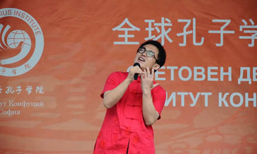 20160602我在保加利亚学保语唱民歌