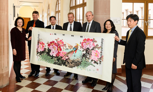20160502我校代表团访问德国纽伦堡-埃尔兰根孔子学院图2