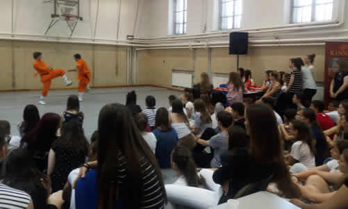 20160608罗兰大学孔子学院下设教学点久尔市Kazinczy Ferenc Gimnazium中学首次举办“中国日”活动图3