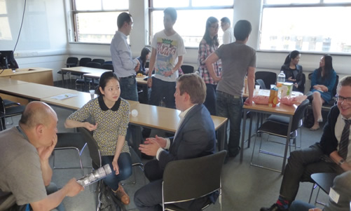 2040523英国伦敦孔子学院举办“寻找语伴”活动图1