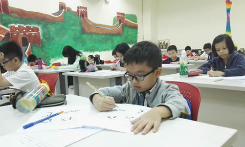 20150312马来亚大学孔子学院举办第二届马来西亚全国围棋鉴定考试图4