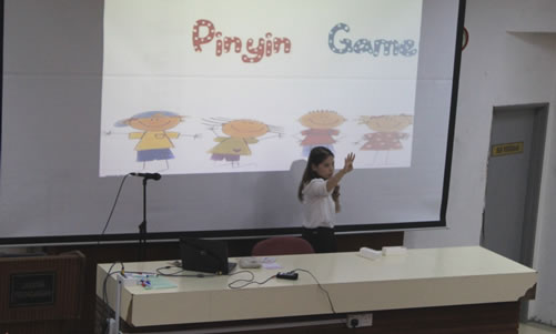 20131009马来亚大学孔子汉语学院在马来西亚沙安南工艺美术学院举办公开课图1